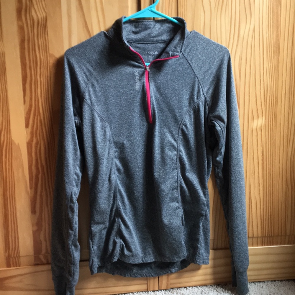 Long sleeve mid-zip